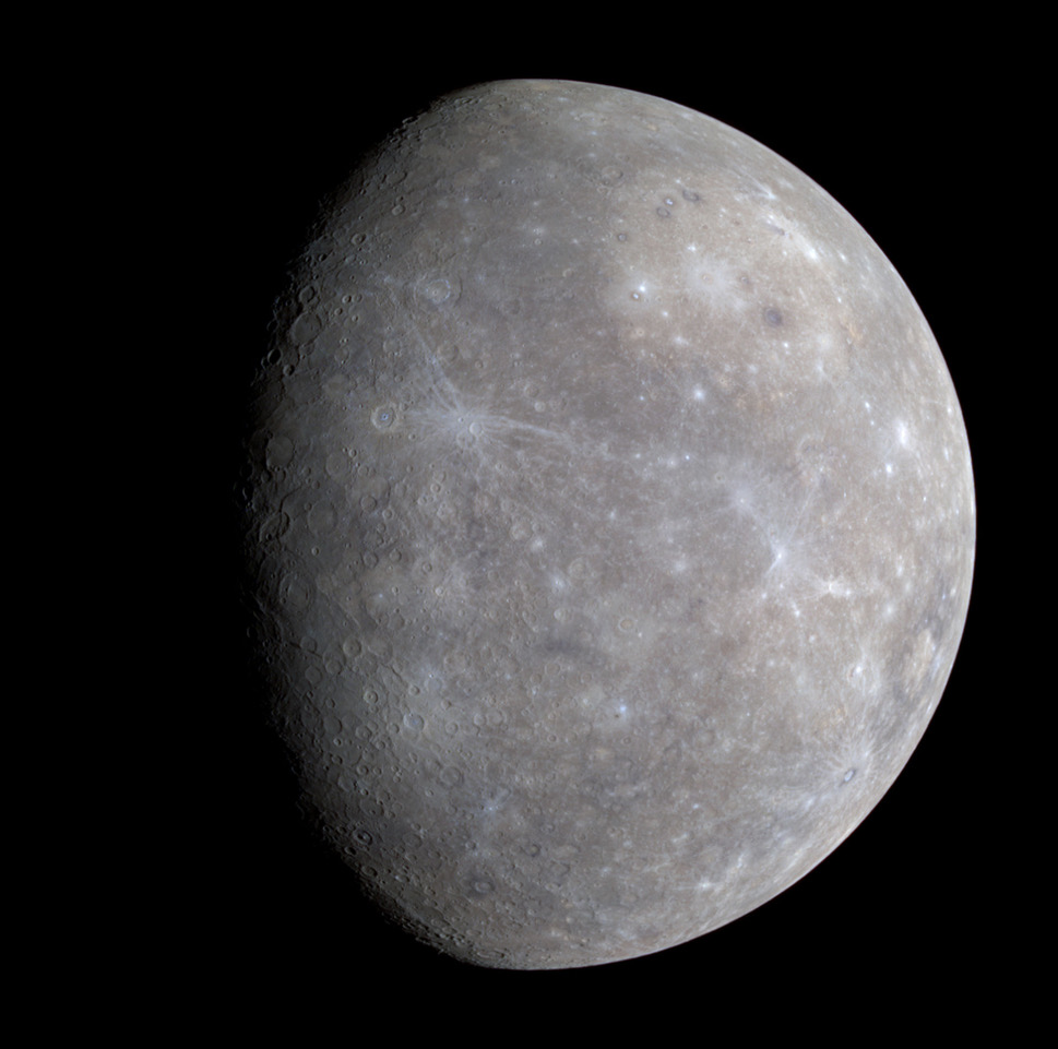 Figura 6: Mercurio, osservato dalla sonda MESSENGER nel 2008 (crediti: NASA/JHU/JPL).