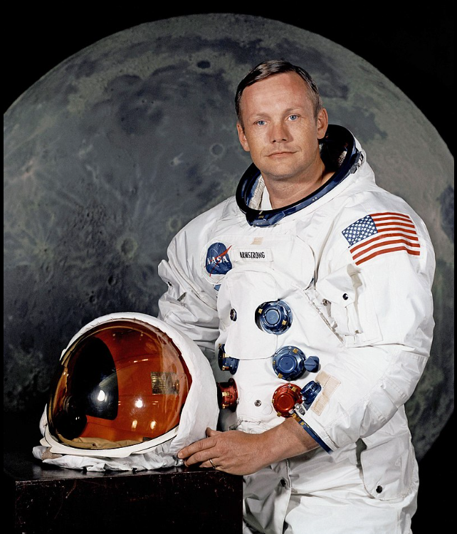 Fig. 1 - Foto dell'astronauta Neil A. Armstrong, comandante della missione Apollo 11 che realizzò il primo allunaggio con uomini del Programma Apollo.- Crediti: NASA.