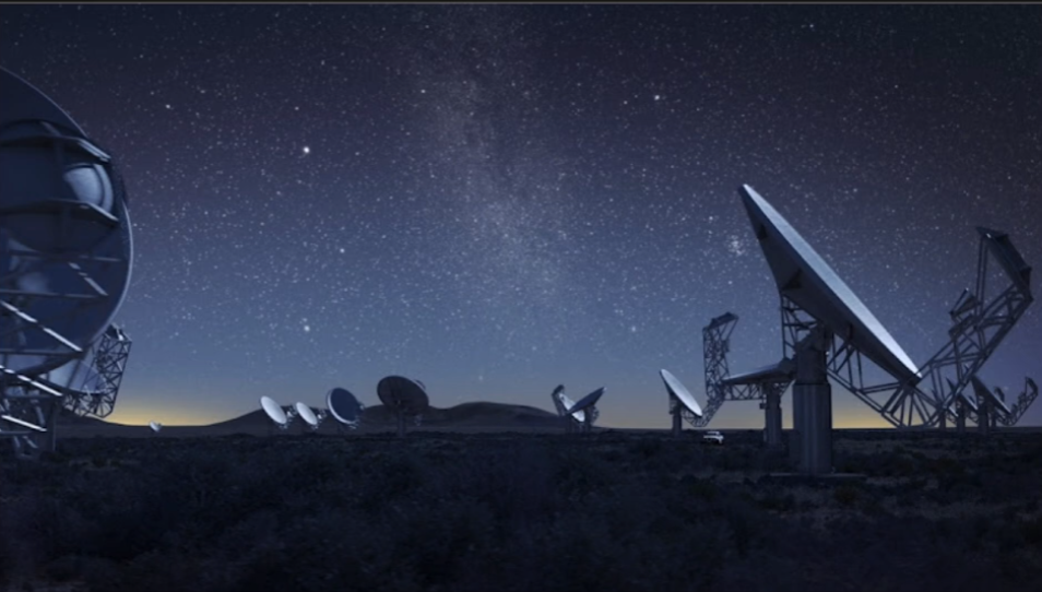 Figura 7 - Il radio telescopio MeerKAT localizzato in Sud Africa, è un interferometro formato da 64 antenne di 12m che lavorano in rete. Questo strumento ha le caratteristiche essenziali per studiare sorgenti come il Mini Mouse e i suoi fratelli. Crediti: MeerKAT.