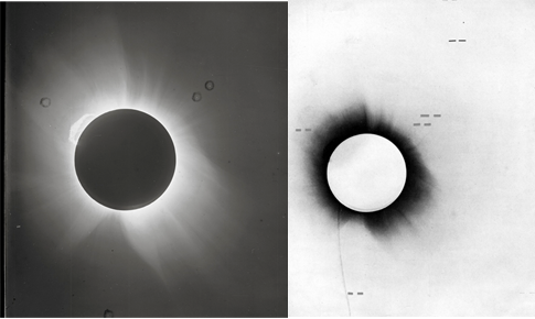 Fig. 5 - Fotografie (positivo a sinistra, negativo a destra) dell’eclisse di Sole del 1919, presentata in un articolo del 1920. I piccoli trattini individuano la posizione delle stelle la cui posizione fu misurata - via commons - Wikipedia